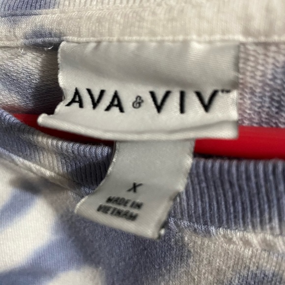 Ava & Viv Tie Dye Sweatshirt size X - Picture 10 of 11